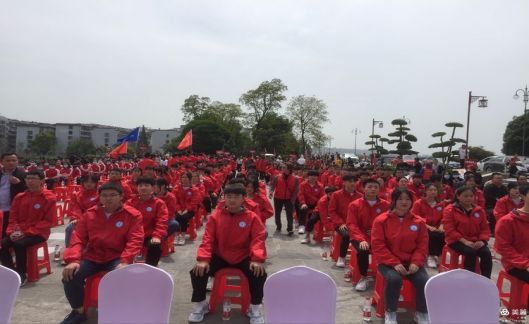 重走解放襄陽路 厚植青年愛國情——記我校學(xué)生團(tuán)員參加“學(xué)黨史、強信念、跟黨走，重溫解放襄樊戰(zhàn)役”活動(圖2)
