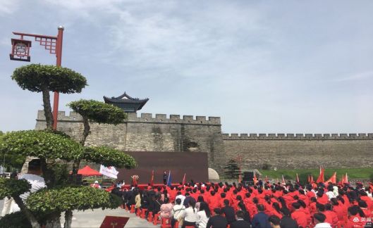 重走解放襄陽路 厚植青年愛國情——記我校學(xué)生團(tuán)員參加“學(xué)黨史、強信念、跟黨走，重溫解放襄樊戰(zhàn)役”活動(圖3)