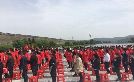 重走解放襄陽路 厚植青年愛國情——記我校學(xué)生團(tuán)員參加“學(xué)黨史、強信念、跟黨走，重溫解放襄樊戰(zhàn)役”活動(圖4)